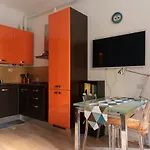 Casa Monet - 10 Minuti Dal Duomo